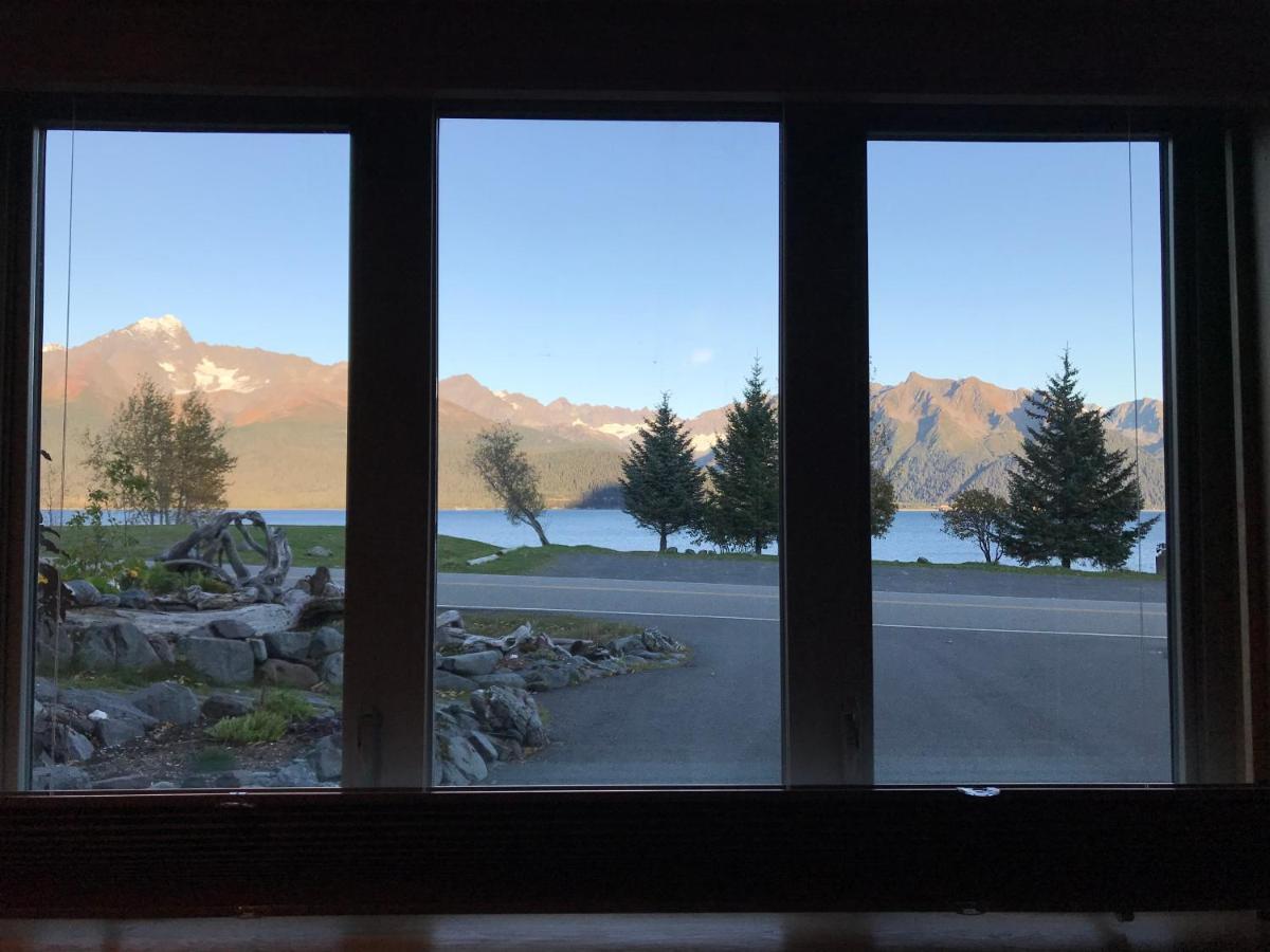 Seward Front Row Bed And Breakfast ภายนอก รูปภาพ